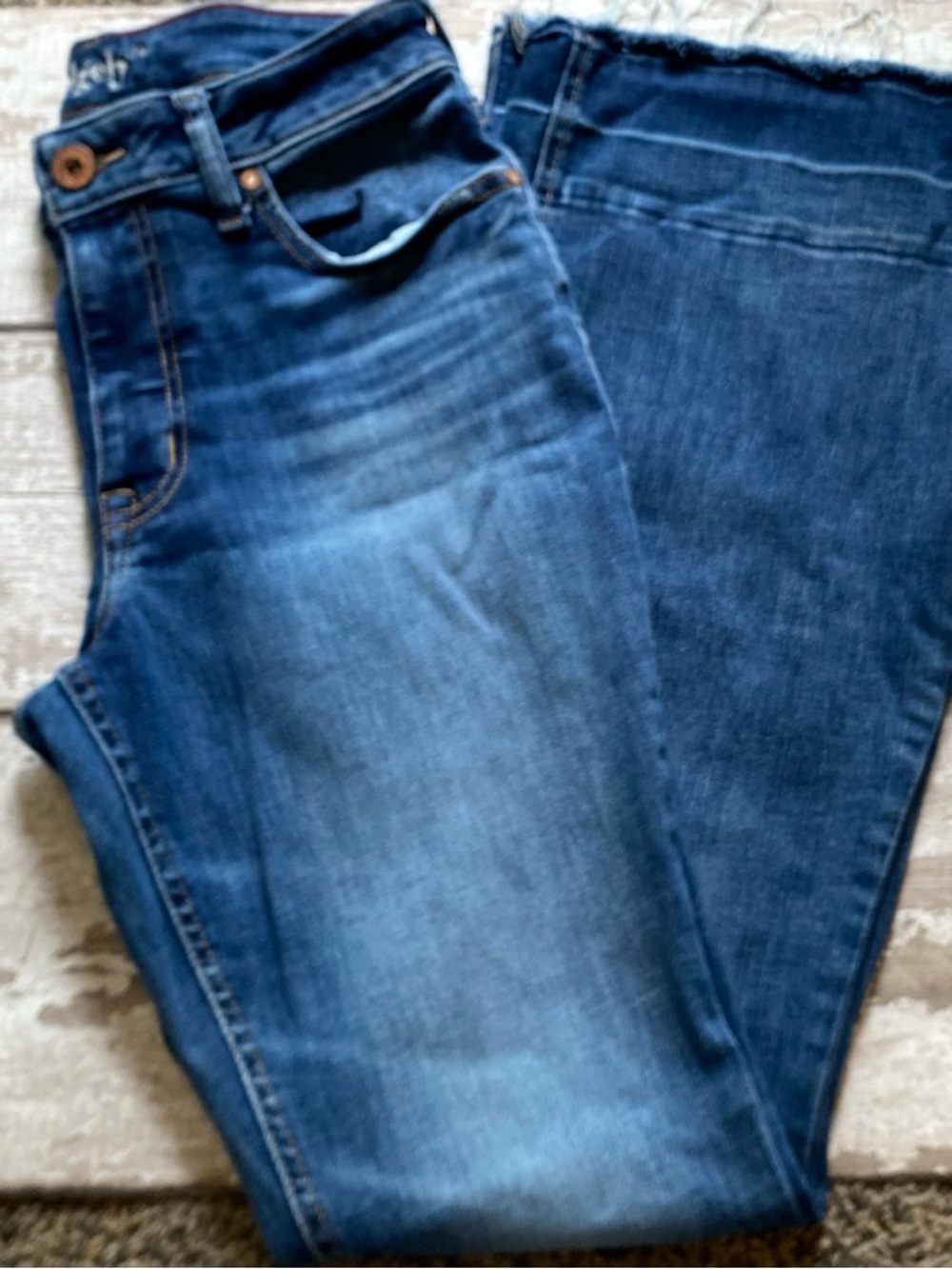 High-Rise Curvy Flare Jeans in Medium Blue Wash